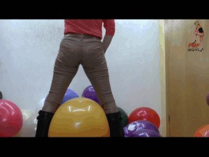 Big Balloons Under New Winter Boots 3